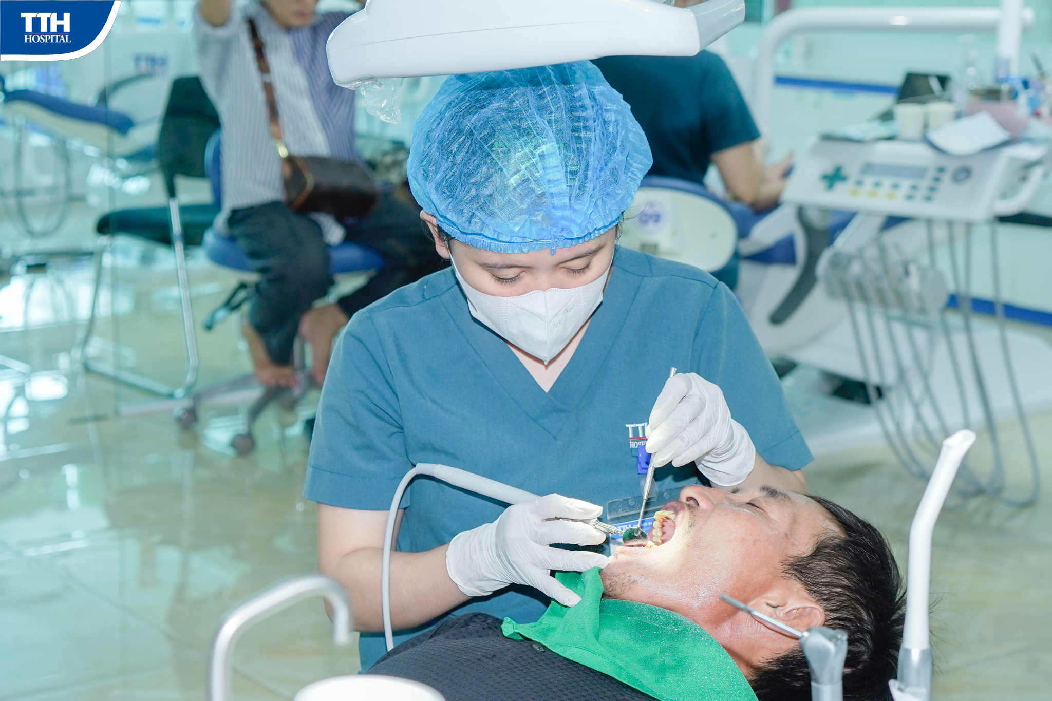 Khoa răng hàm mặt