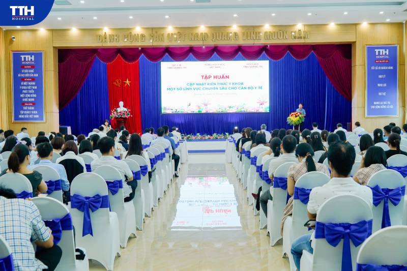 TẬP HUẤN "CẬP NHẬT KIẾN THỨC Y KHOA MỘT SỐ LĨNH VỰC CHUYÊN SÂU CHO CÁN BỘ Y TẾ"