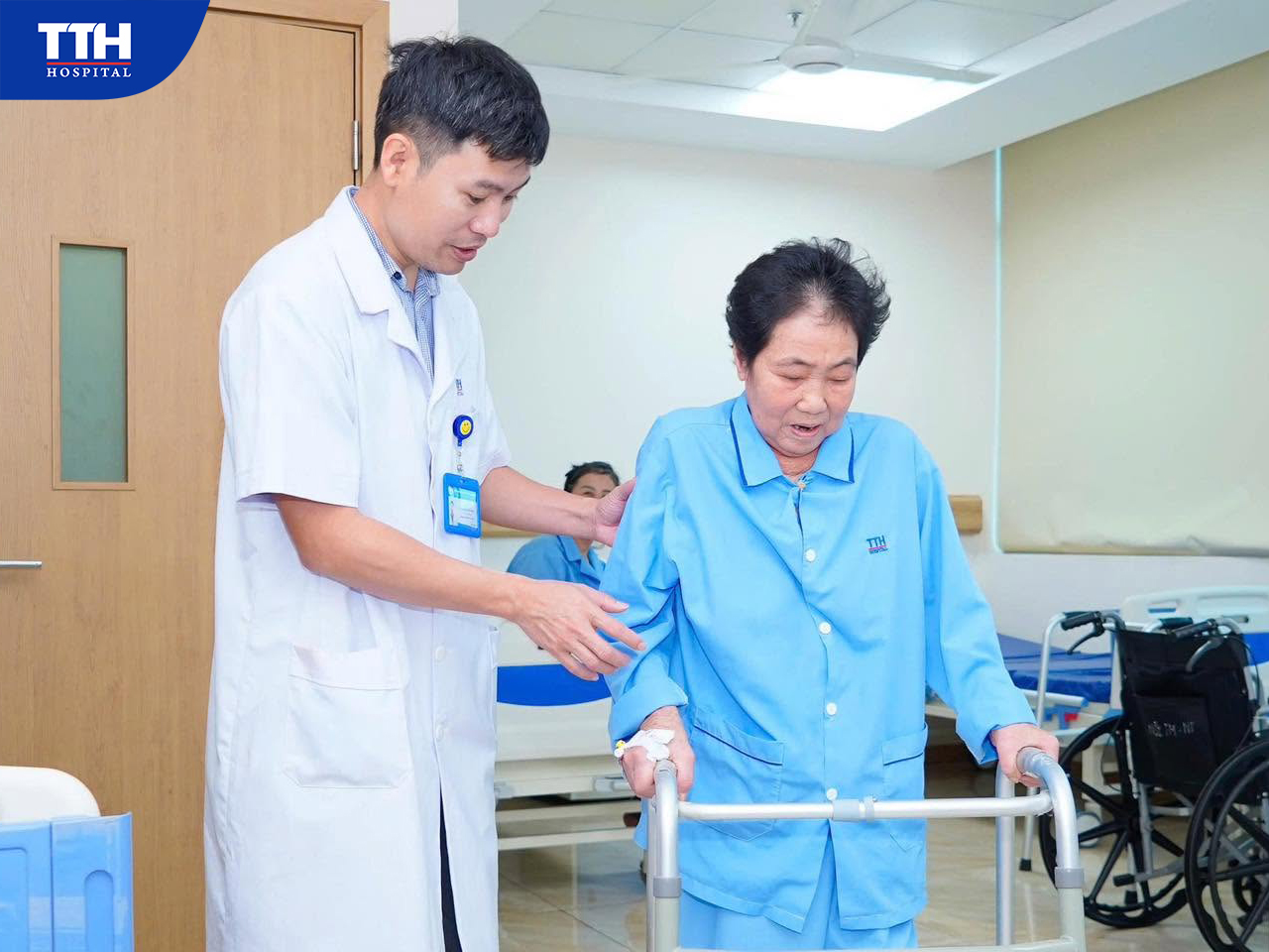 Đồng hành cùng người bệnh trên hành trình phục hồi