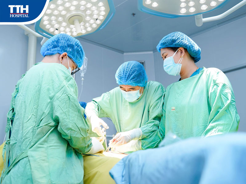 Phẫu thuật Stripping - Giải pháp điều trị suy tĩnh mạch mạn tính chi dưới hiệu quả