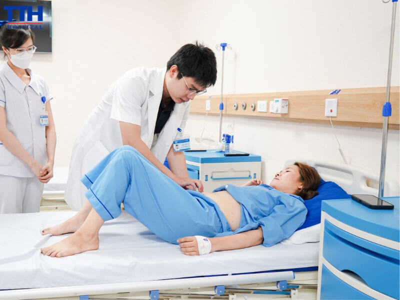 Ưu điểm vượt trội khi điều trị sỏi tiết niệu tại Bệnh viện đa khoa TTH Quảng Bình