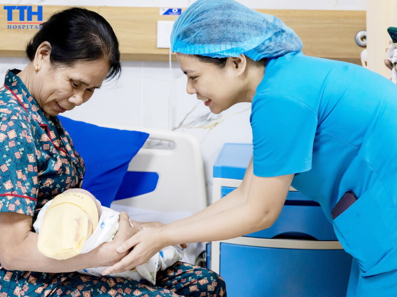 VÌ SAO NÊN KHÁM THAI ĐỊNH KỲ TẠI BỆNH VIỆN ĐA KHOA TTH QUẢNG BÌNH?