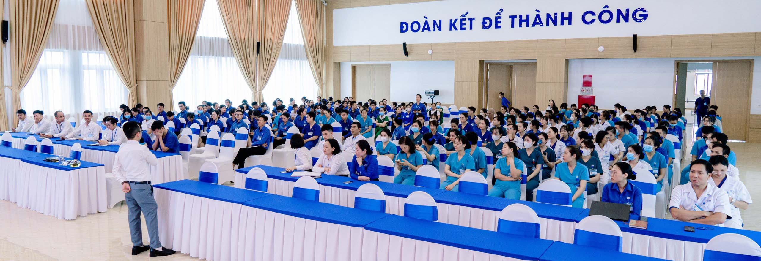 Đào tạo văn hóa TTH - Văn hóa ứng xử trong công việc giao tiếp